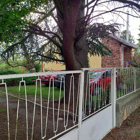 Clara Apartman Keszthely Ngoại thất bức ảnh