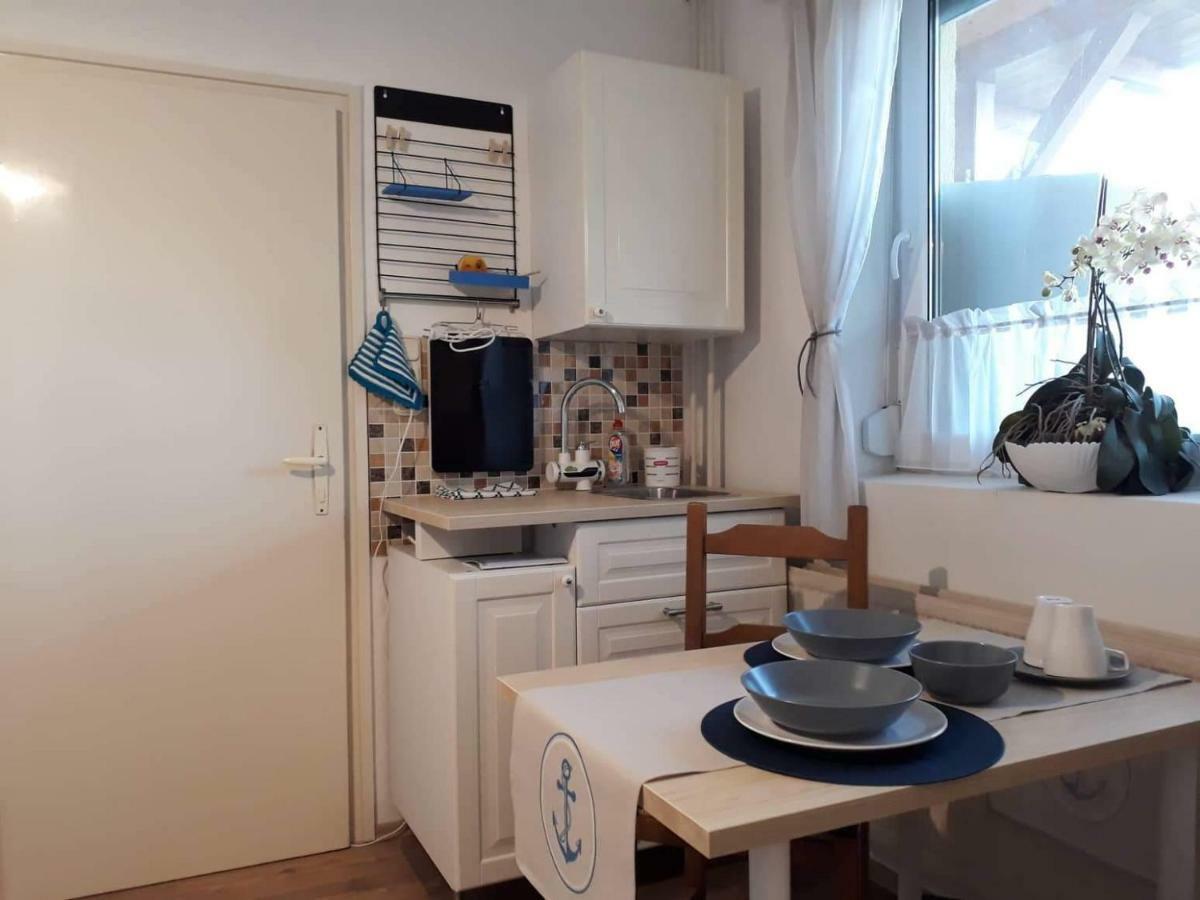 Clara Apartman Keszthely Ngoại thất bức ảnh